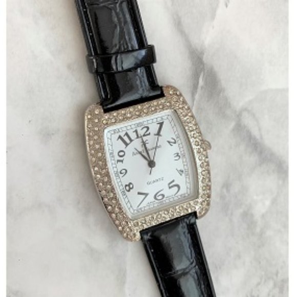 Ladies Rhinestone Andre Francois Watch NWOT - Picture 1 of 6